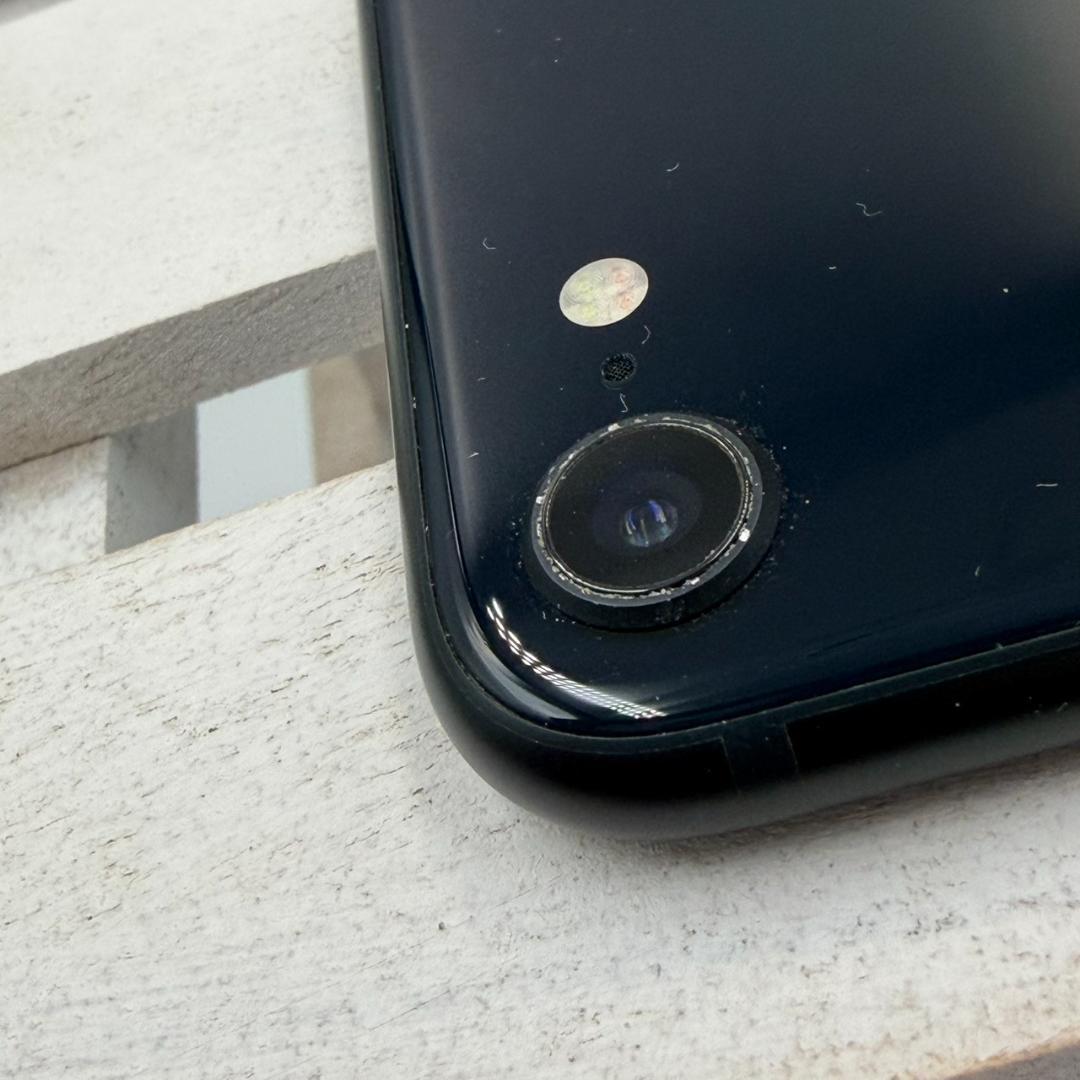 iPhone SE第3世代 64GB ミッドナイト 311