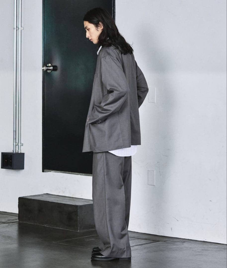 限定展開 リラックスフィット TR セットアップ/ダブル グレー Lサイズ