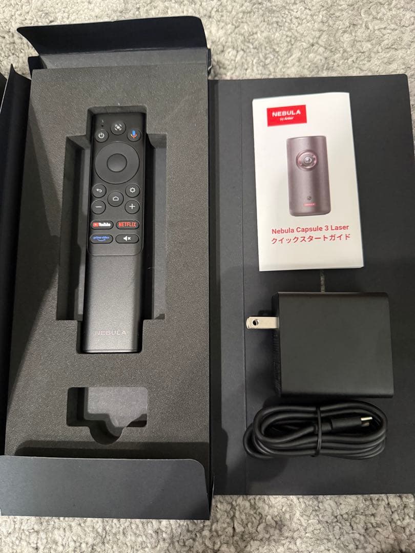 Anker Nebula Capsule 3 Laser プロジェクター