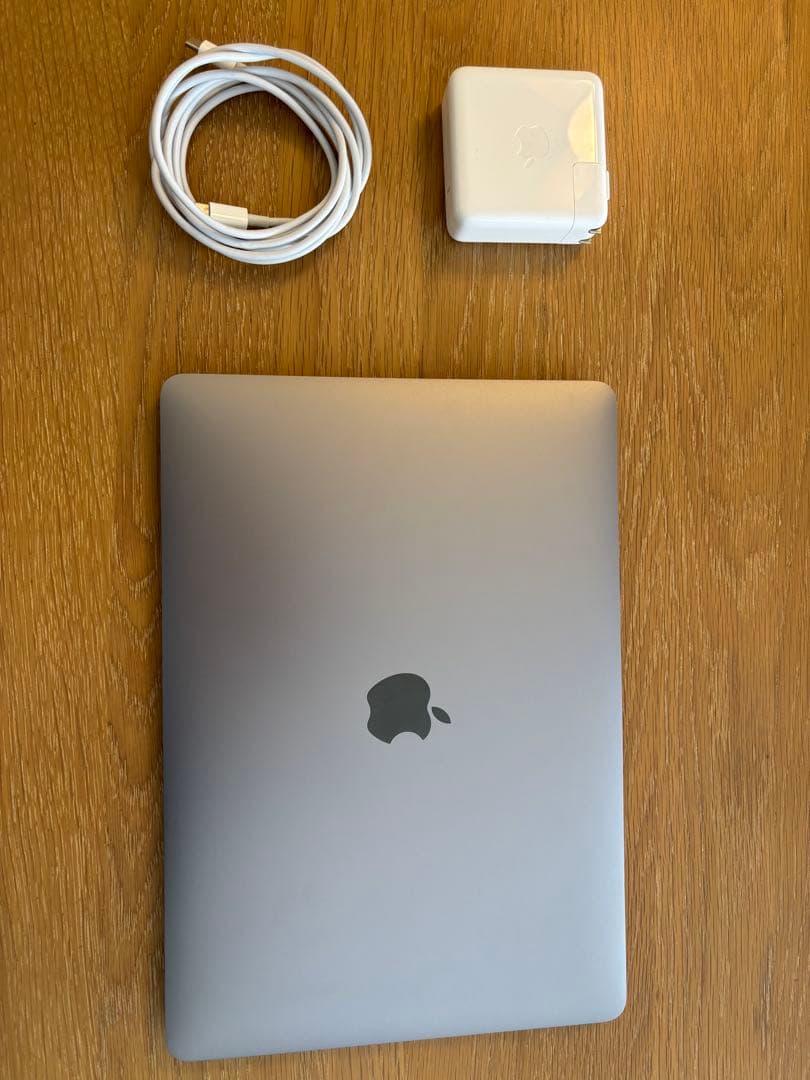 Apple MacBook Pro 2020 13インチ