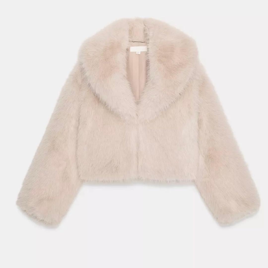 Y*様 【新品未使用タグ付き】ZARA フェイクファーショートコート ラペルカラ