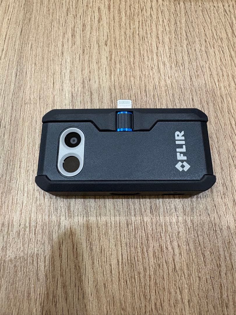 FLIR Lightningポート搭載iPhone用 赤外線サーモグラフィ