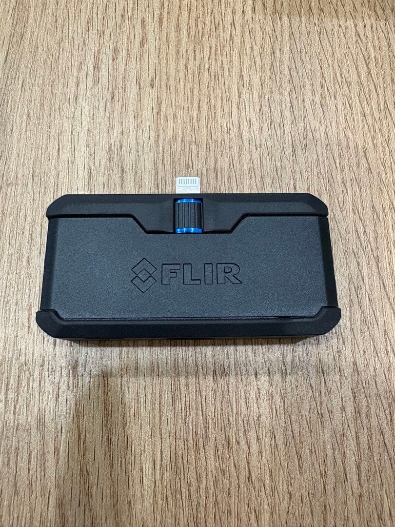 FLIR Lightningポート搭載iPhone用 赤外線サーモグラフィ