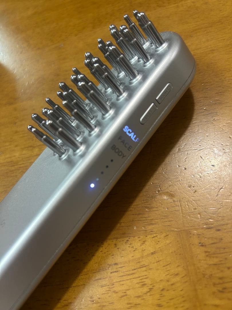 SALONIA スカルプ・ボディマッサージャー　電気ブラシ　サロニア