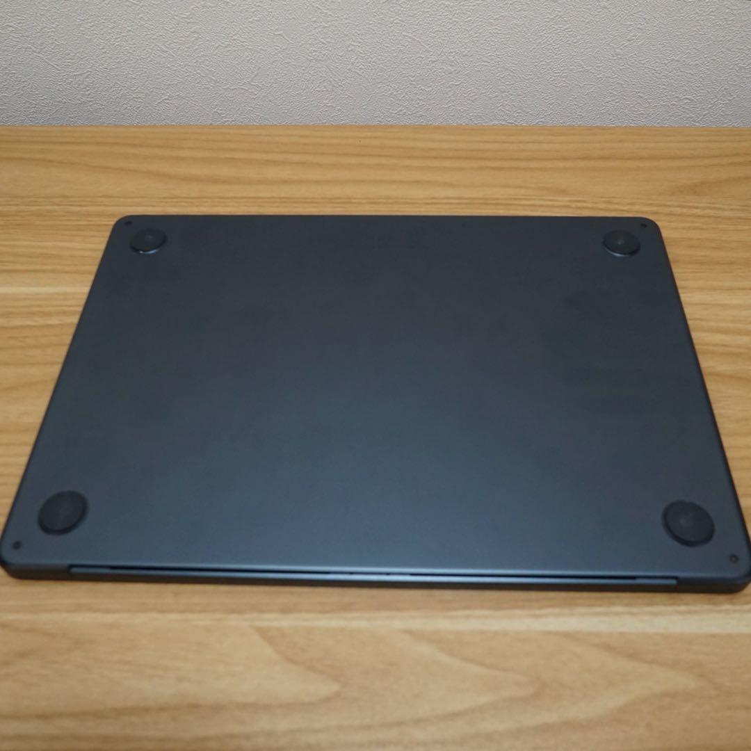 MacBook Air M2 2022 8GB 256GB ミッドナイト