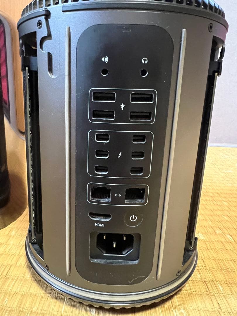 【傷あり】Apple Mac Pro Late2013 OS Monterey