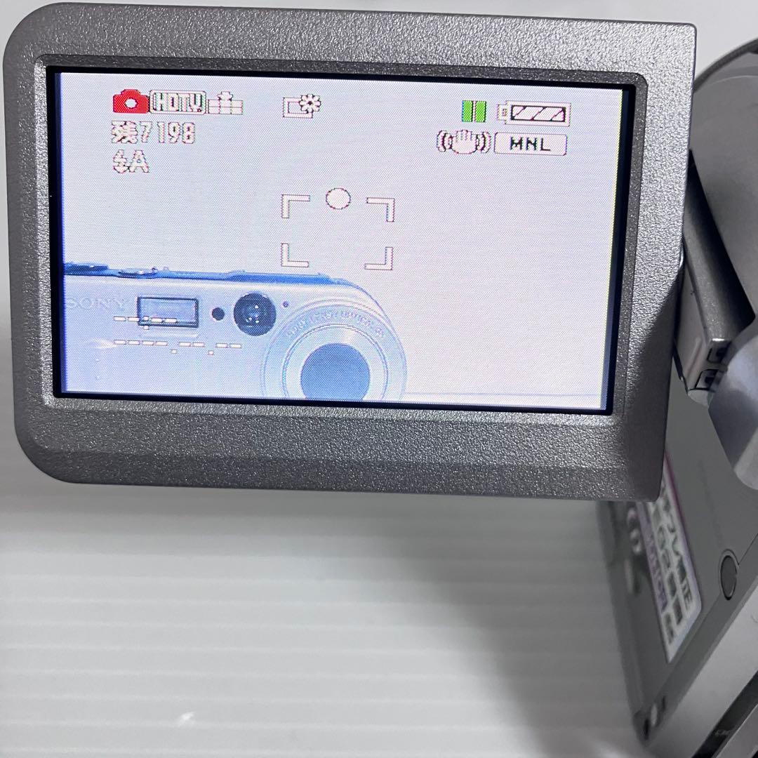 箱付き Panasonic ビデオカメラ SDR-S200