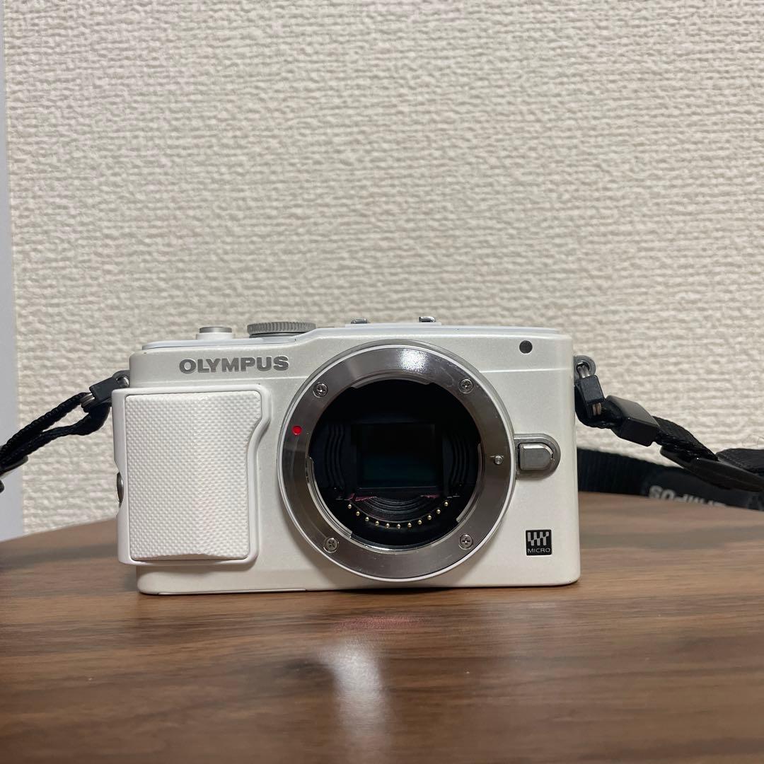 【ミラーレス一眼レフ】 OLYMPUS PEN Lite E-PL6