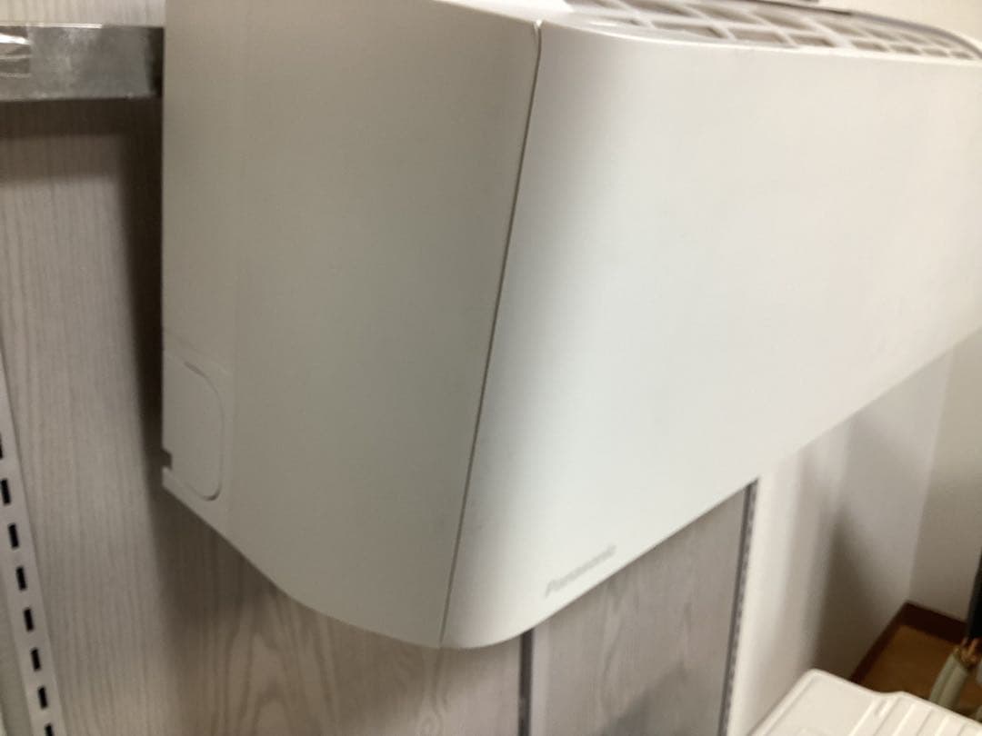 送料込み　パナソニック CS-223DEXK 2023年製　お掃除ロボ付　6畳