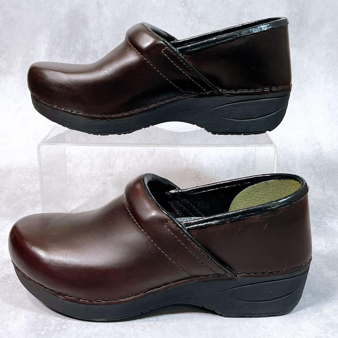 【ダンスコ】サボサンダル (38) プロフェッショナル　クロッグ　厚底　ブラウン