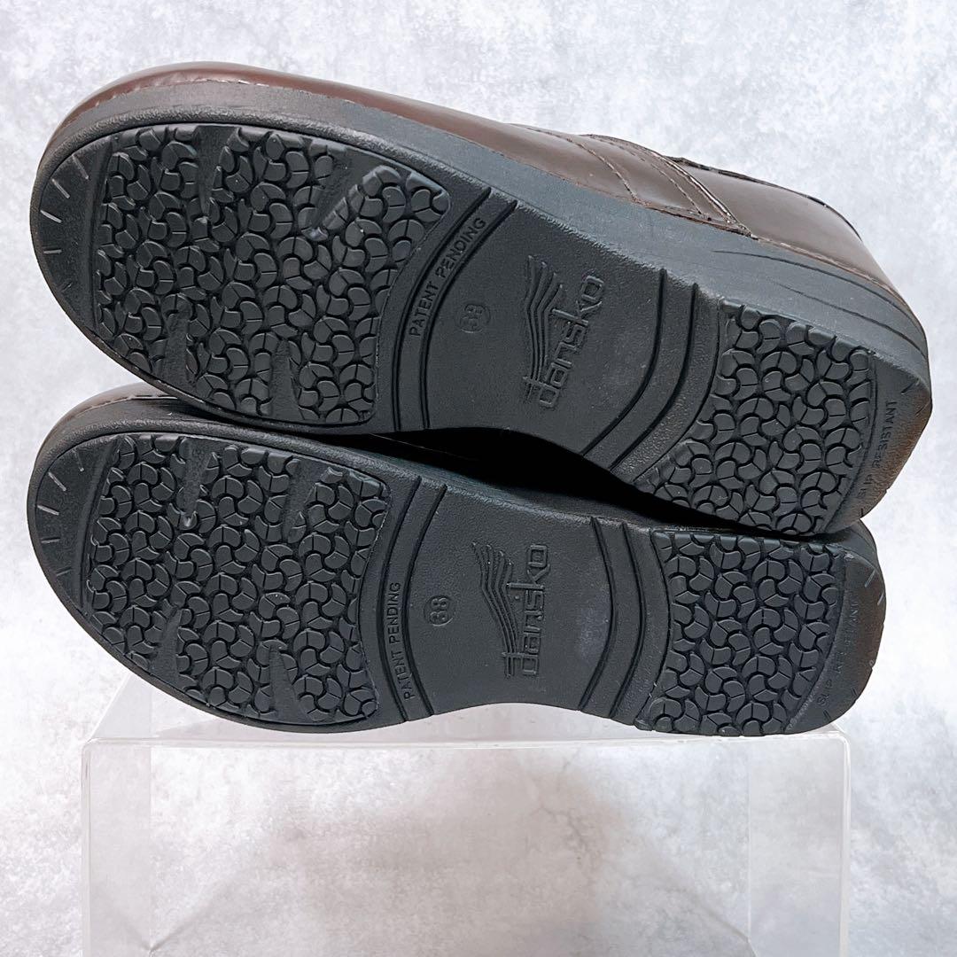 【ダンスコ】サボサンダル (38) プロフェッショナル　クロッグ　厚底　ブラウン