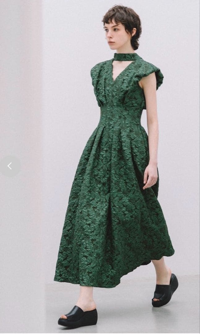 【SNIDEL】オーバーショルダージャガードワンピース【期間限定お値下げ中】