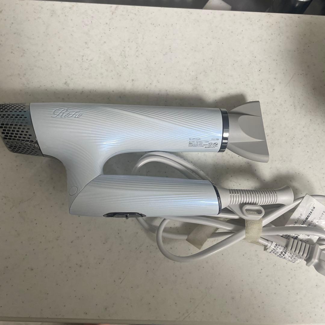 リファ ホワイト ヘアドライヤー　ジャンク品