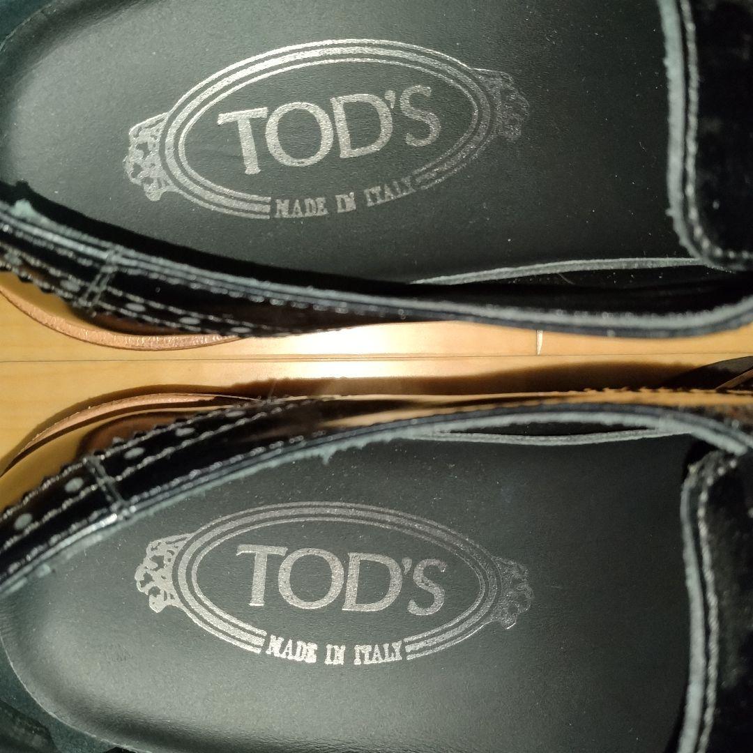 【TODS】トッズ黒エナメルタッセル厚底レディースローファー★美品