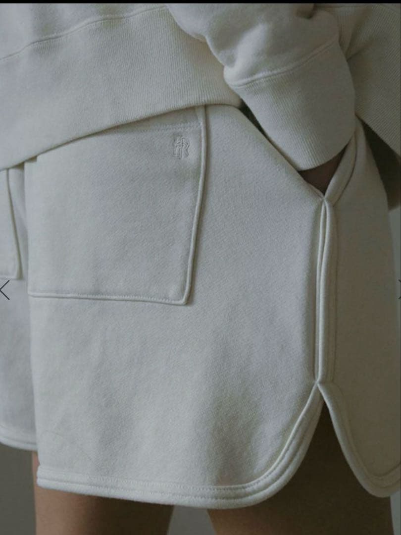 エトレトウキョウ　スウェットショートパンツ