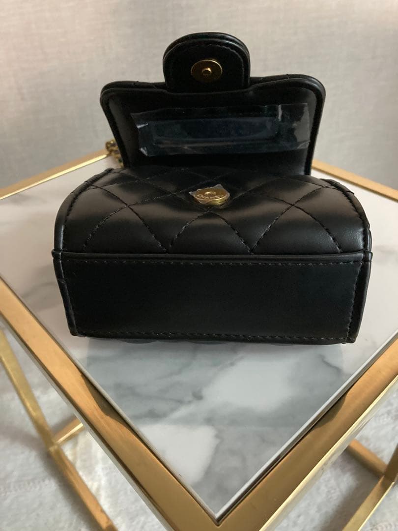 CHANEL ノベルティ チェーン ミニショルダーバッグ ミラー付き