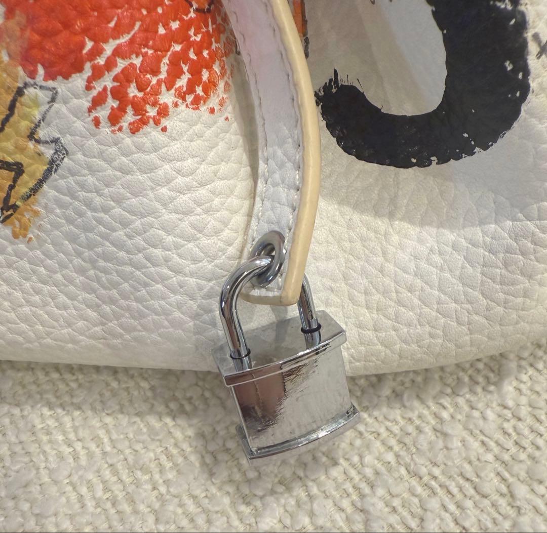 guernik ANAレディースハンドバッグ　落書き　ティガー