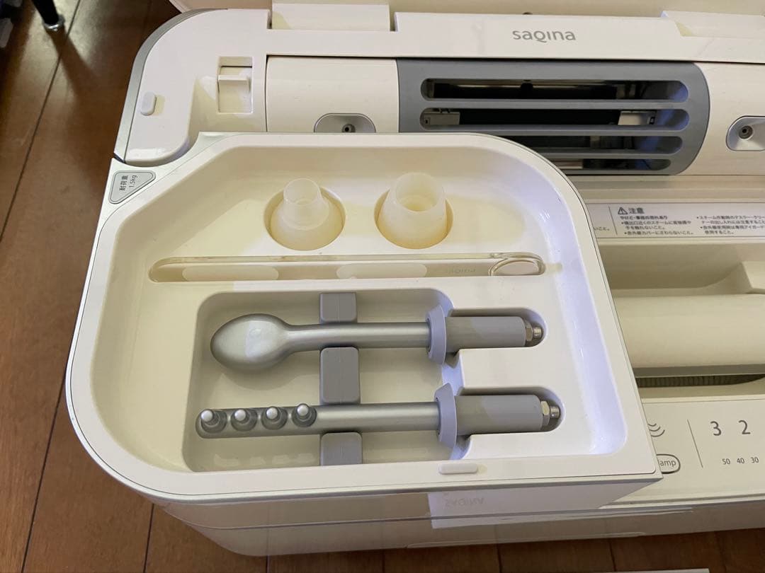 【専用】saqina サキナ　美顔器 ビジュー　bijou 美品