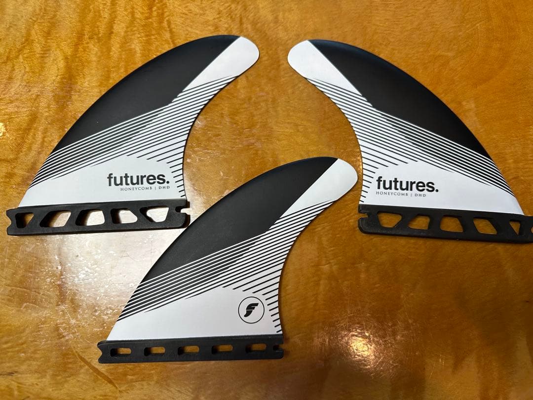 futures DHD トライフィン ミディアム フューチャーフィン