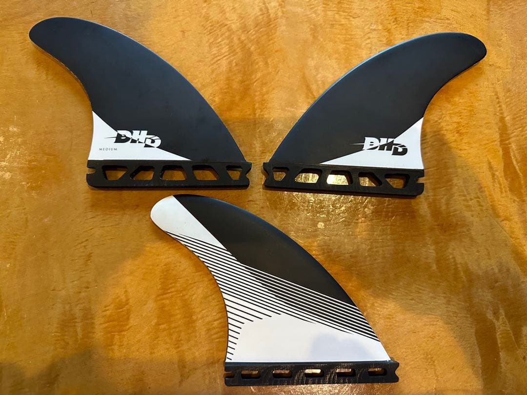 futures DHD トライフィン ミディアム フューチャーフィン