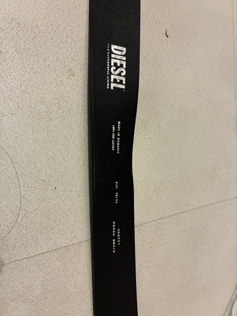 【人気】DIESEL ディーゼル ロゴバックル レザーベルト ブラック シルバー