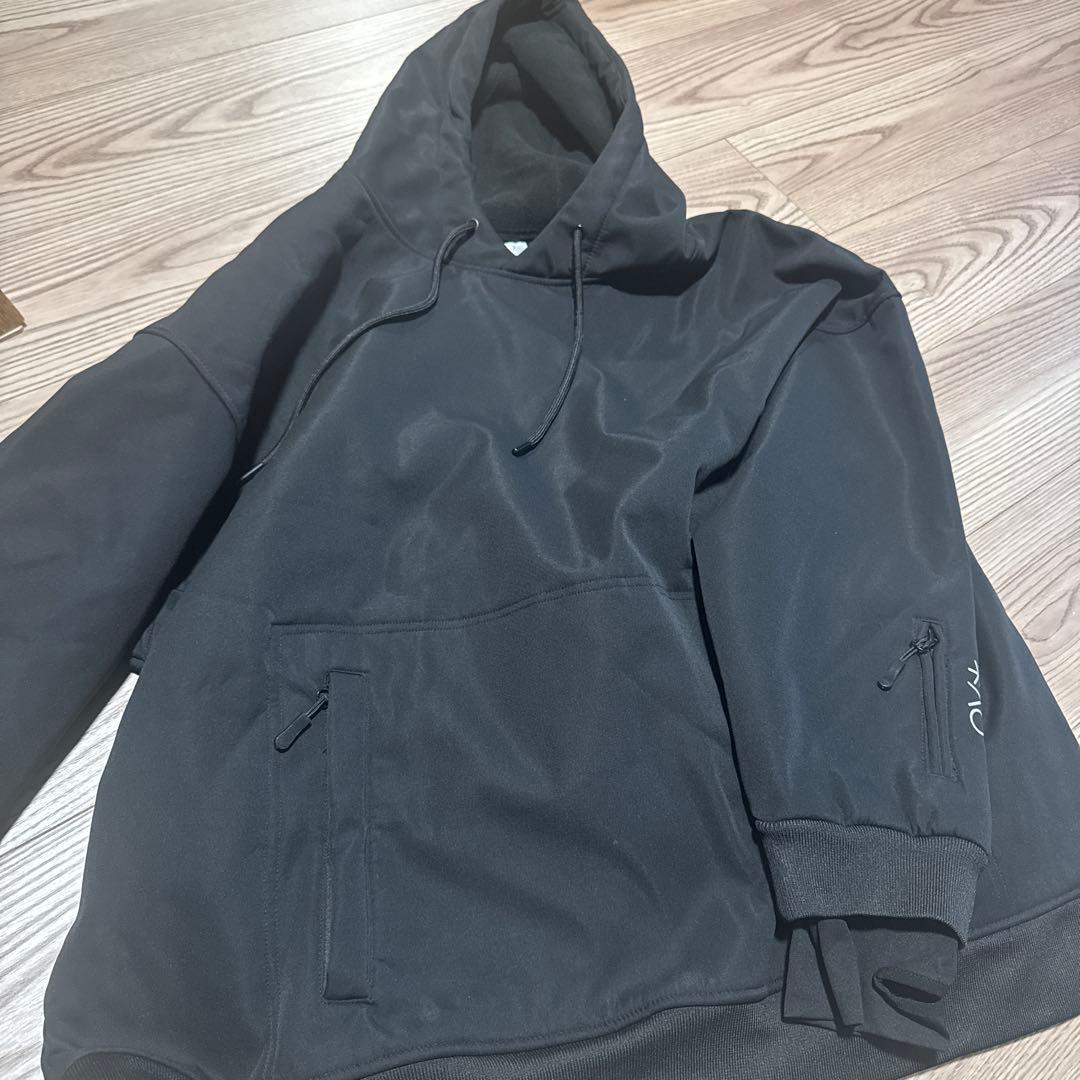 TOLASMIK ブラックジャケット