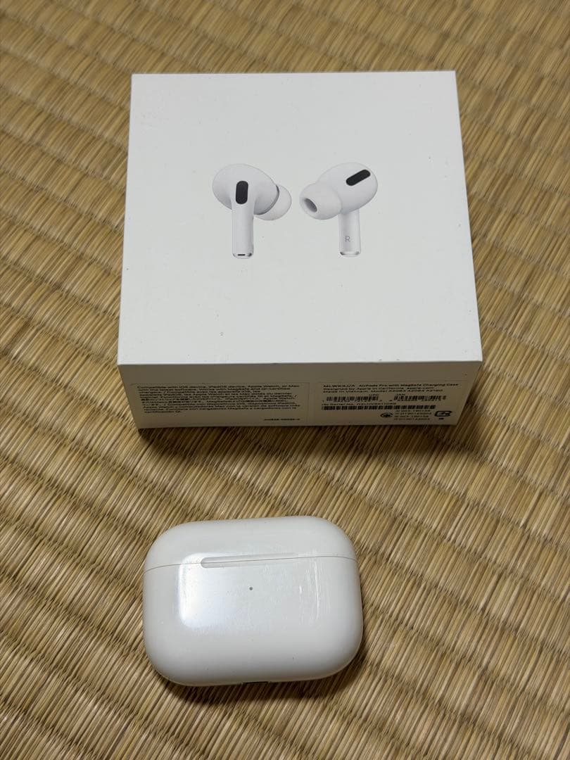 AirPods Pro 第一 世代ホワイト 本体と充電ケーブルセット