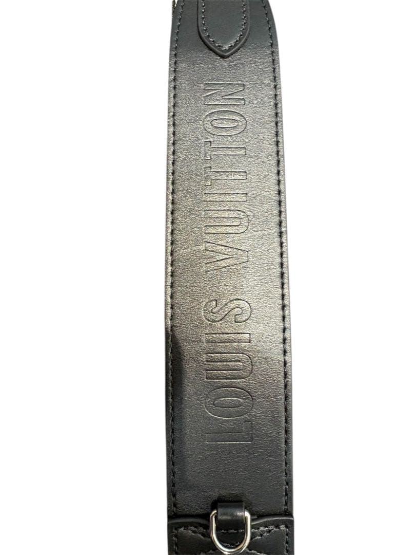 LOUIS VUITTON （ルイヴィトン）ショルダーストラップJ02496