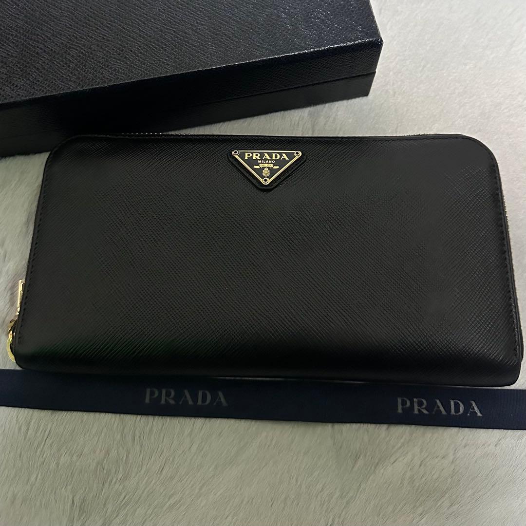 PRADA プラダ　長財布　ラウンドファスナー　三角ロゴ　サフィアーノレザー
