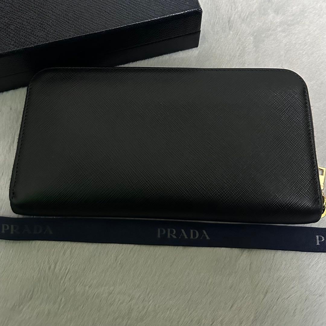 PRADA プラダ　長財布　ラウンドファスナー　三角ロゴ　サフィアーノレザー