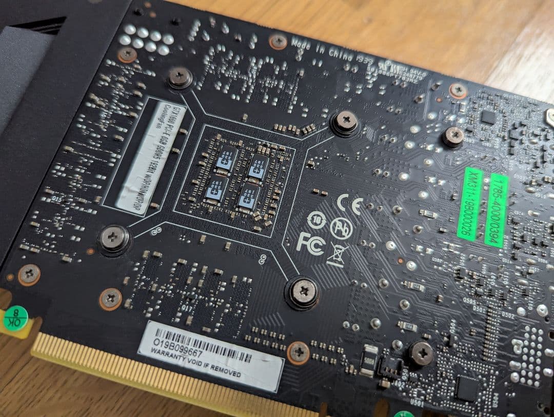 NVIDIA GeForse GTX 1660 グラフィックボード 黒