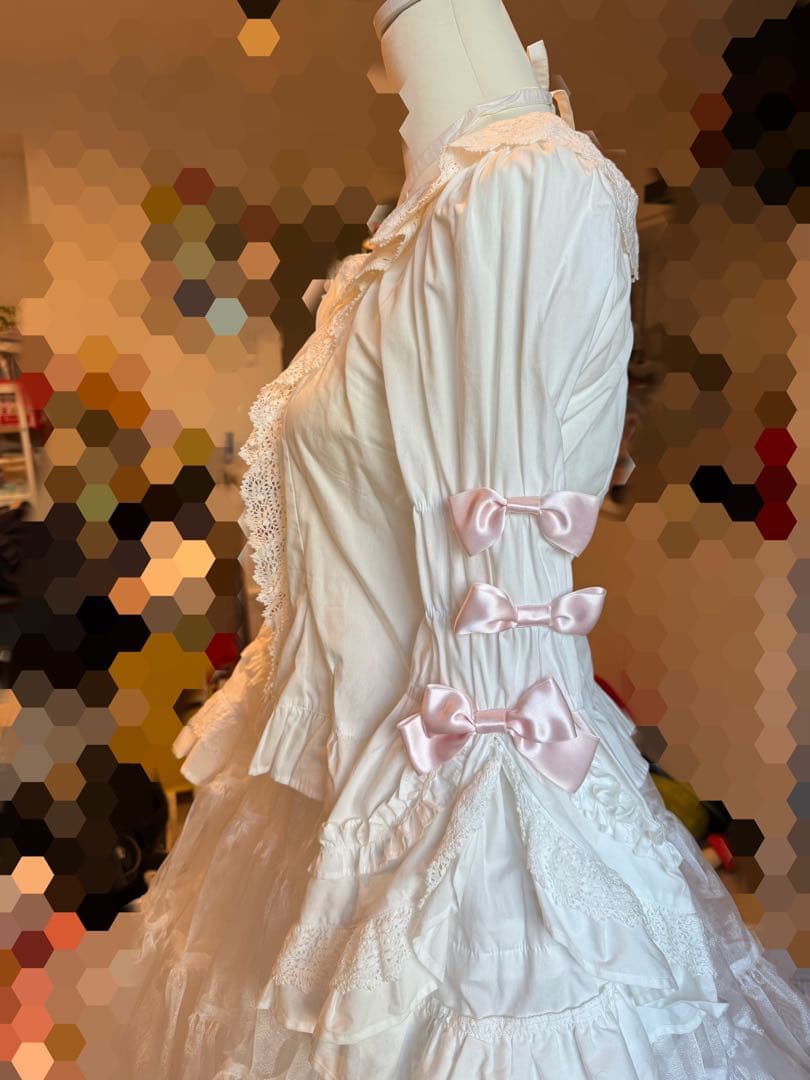 BABY Bonbon Parfum ブラウス　ピンク　姫袖