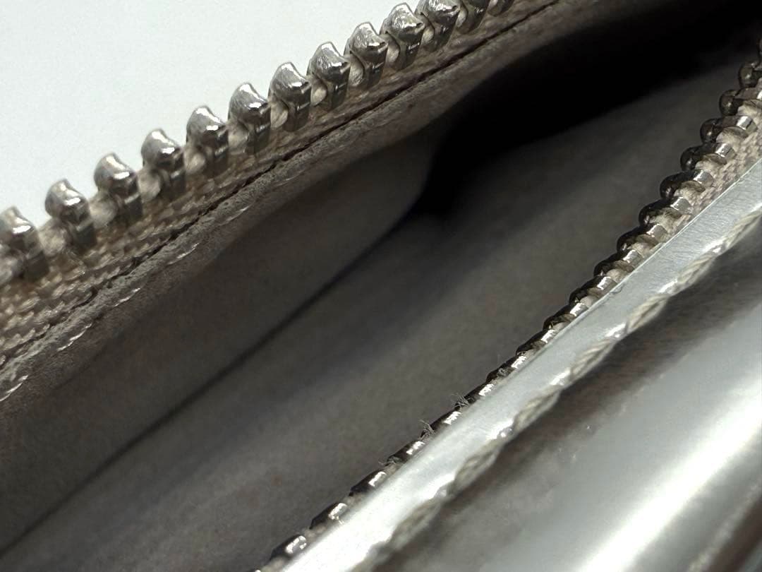 ajew iPhone15proMax コイルストラップ付き