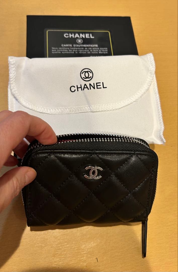 CHANEL キルティング ケース ブラック