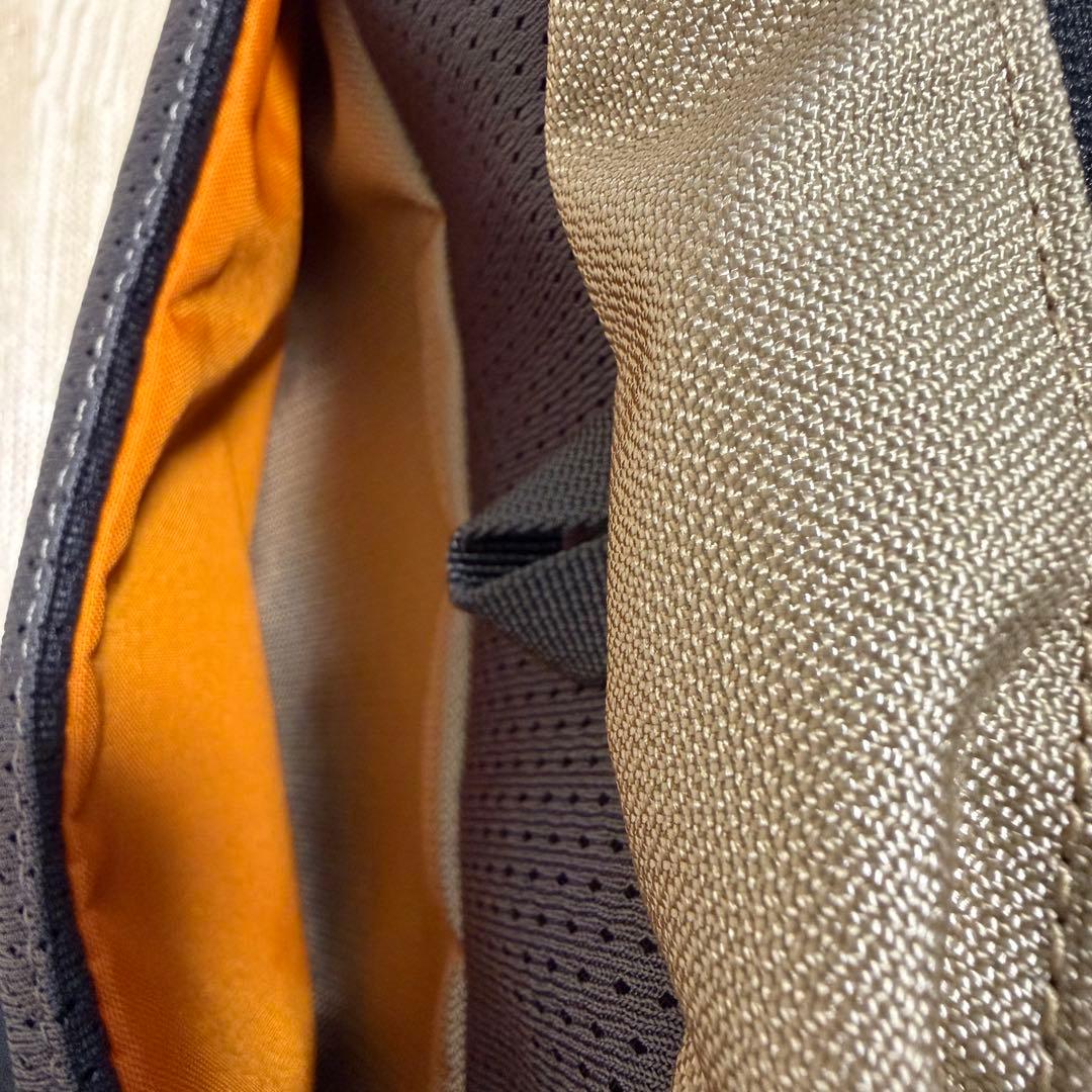 【新品タグ付】ミステリーランチ DISTRICT4 ショルダーバッグ