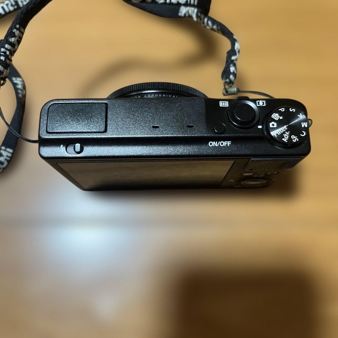 ttiFujifilm XQ1 デジタルカメラ