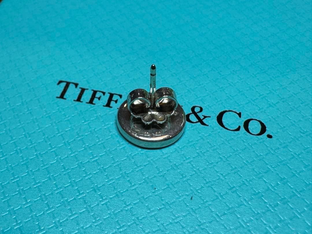 Tiffany & Co. リターントゥ　ピアス