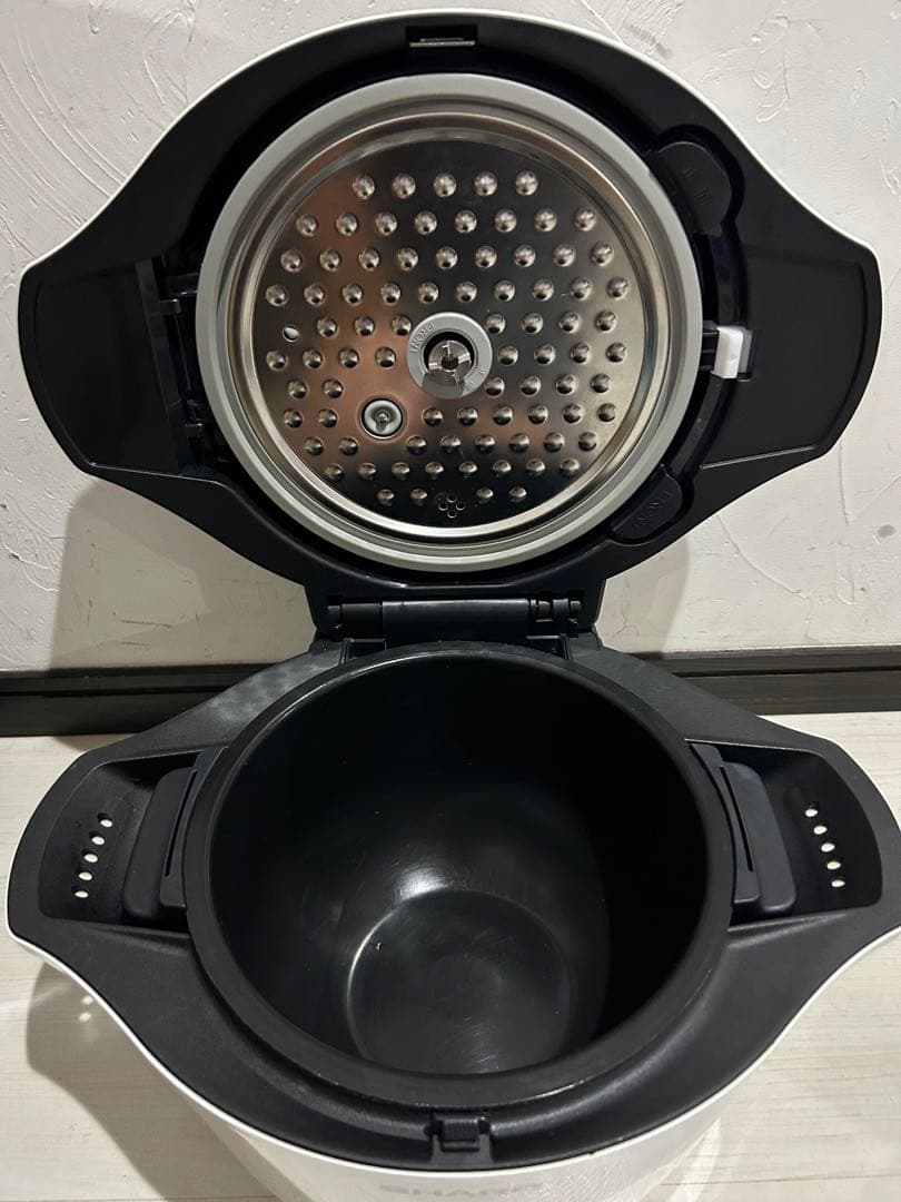 シャープ ヘルシオ ホットクック KN-HW24F-W