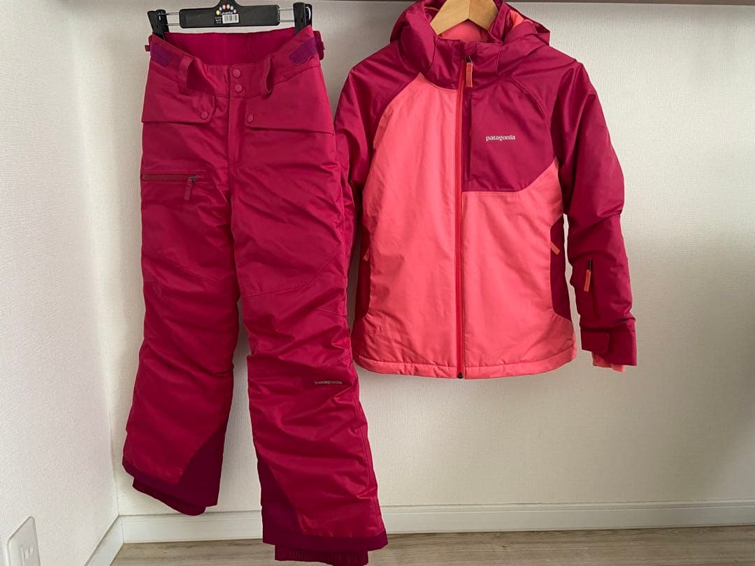 patagonia スノーボードウェア キッズ　120〜130