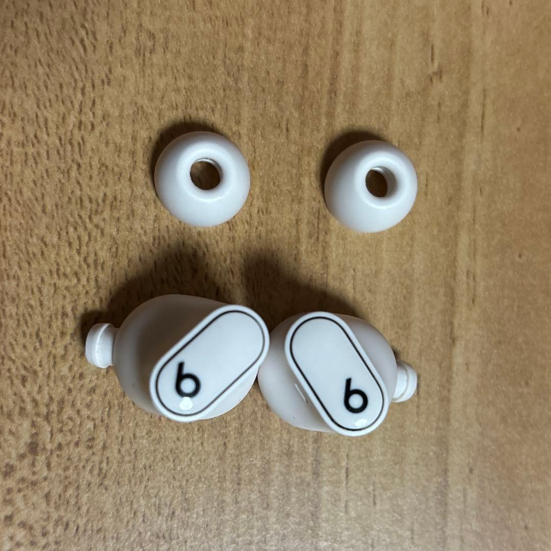 Beats Studio Buds + ワイヤレスイヤフォン　アイボリー　保証有