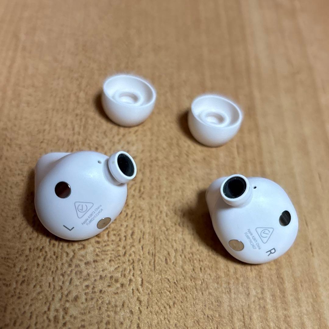 Beats Studio Buds + ワイヤレスイヤフォン　アイボリー　保証有