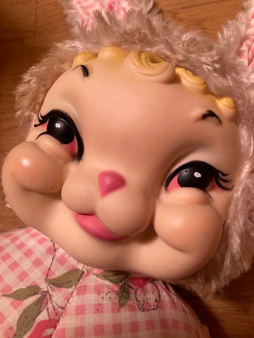 Rushton Company大きなラバーフェイスバニー