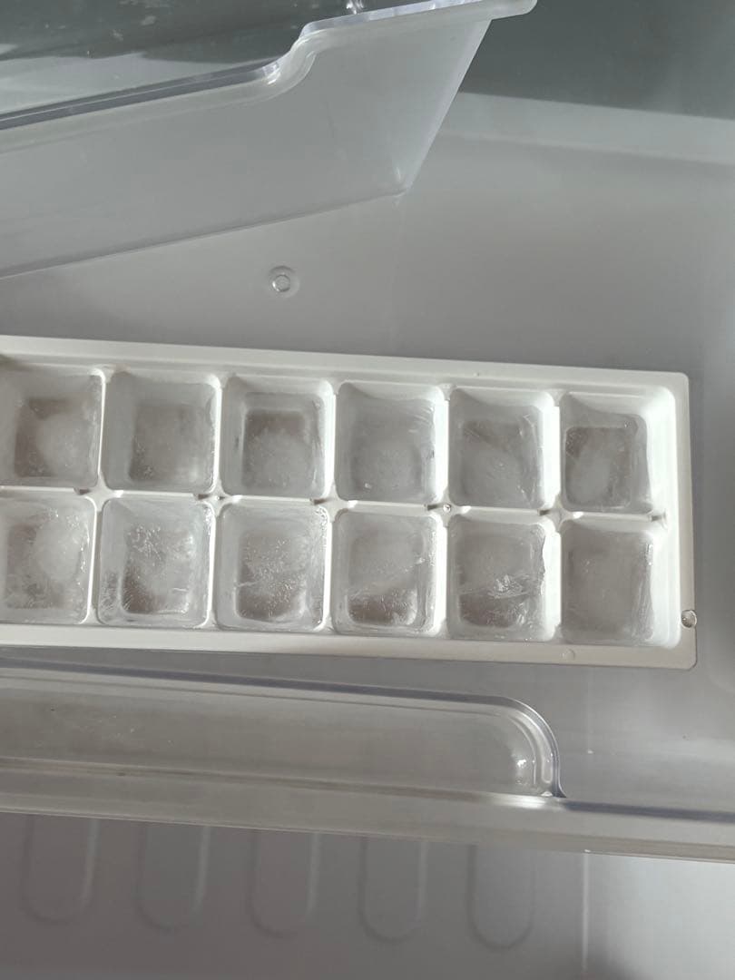 2023年製　SHARP シャープ ノンフロン冷凍冷蔵庫SJ-D15J 152L