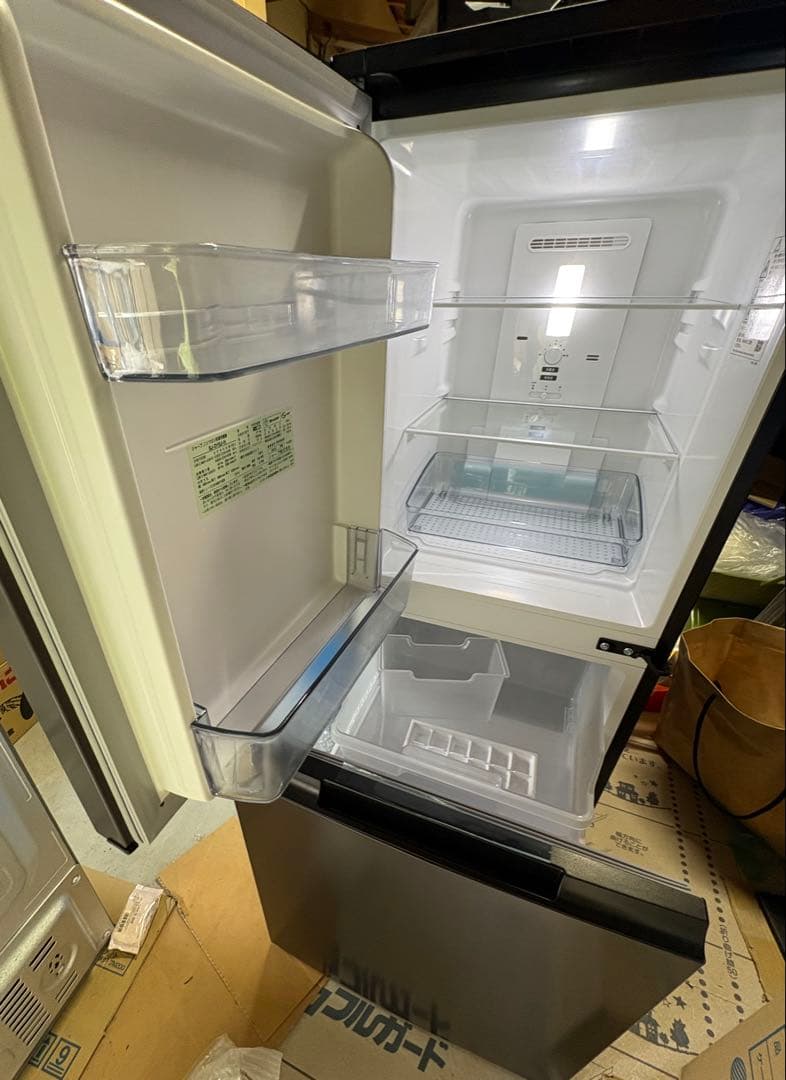 2023年製　SHARP シャープ ノンフロン冷凍冷蔵庫SJ-D15J 152L