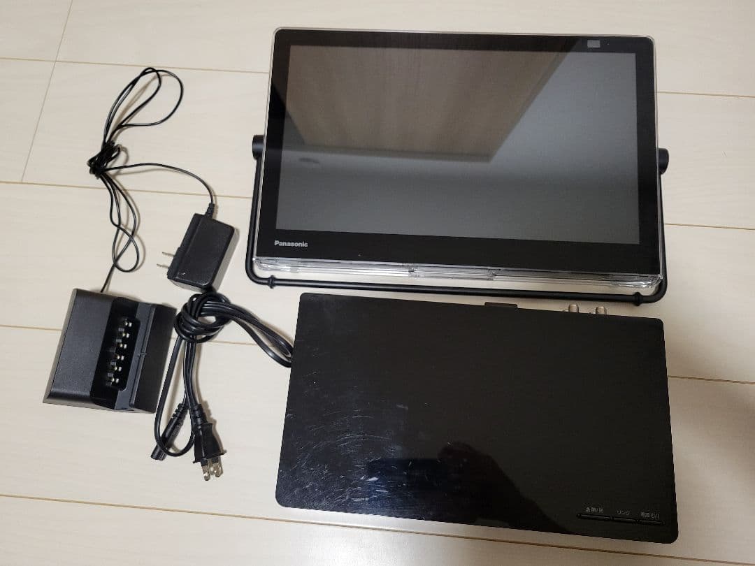 Panasonic UN-15TD10D ポータブルテレビ