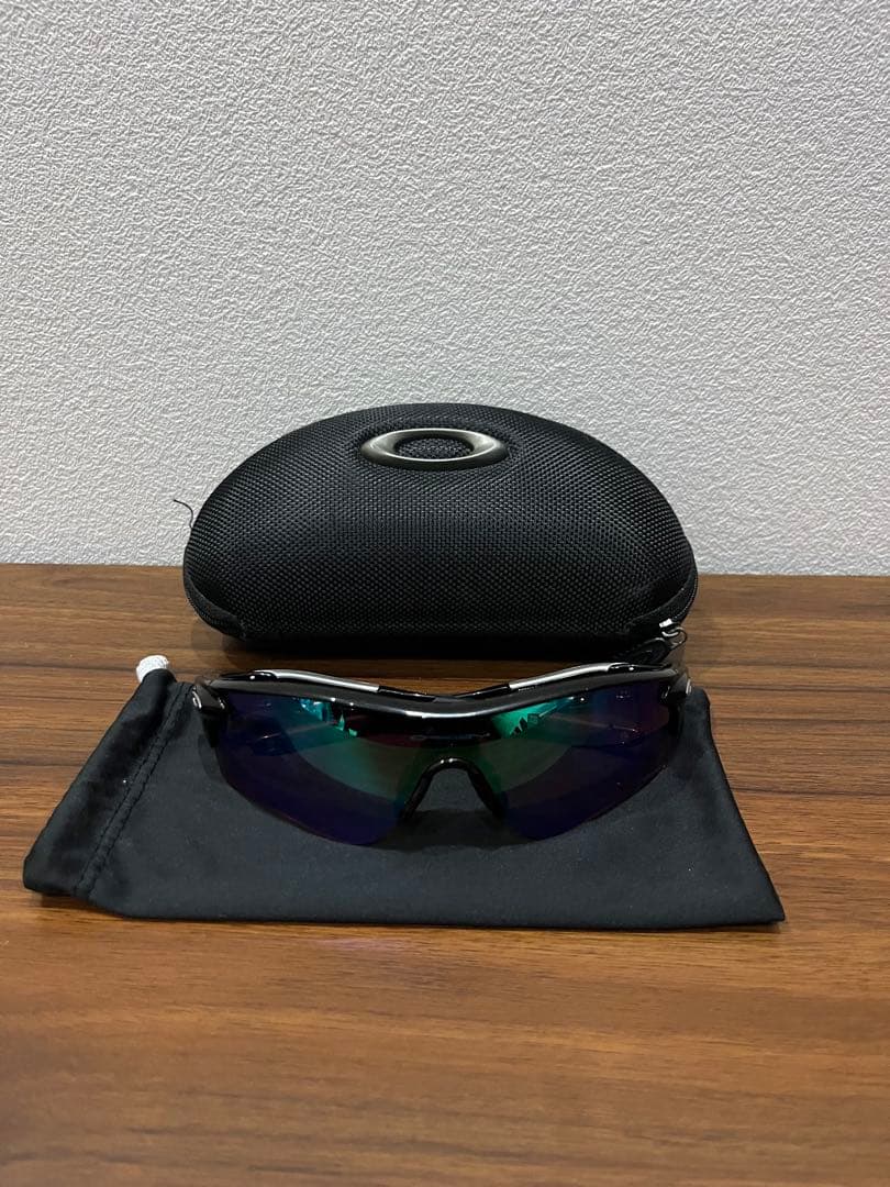 オークリー　サングラス　OAKLEY レーダーロックパス　プリズム
