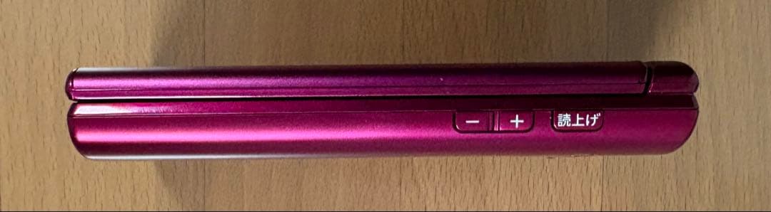 【美品】auかんたんケータイKYF38 ワインレッド携帯電話本体 スピーカー付き