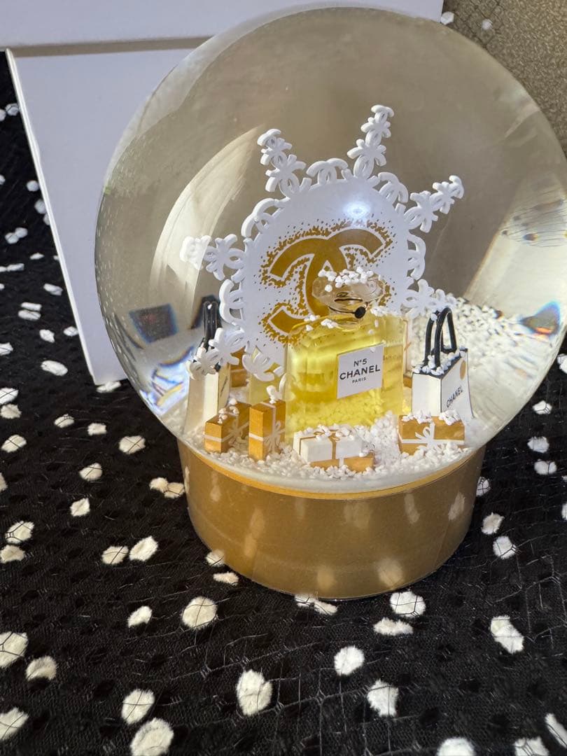ちゃまるCHANEL 2024限定スノードームノベルティ