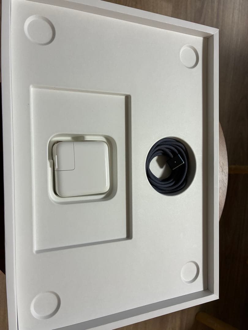 MacBook本体 MacBook Air M2 MLY33J/A 8GB 256GB