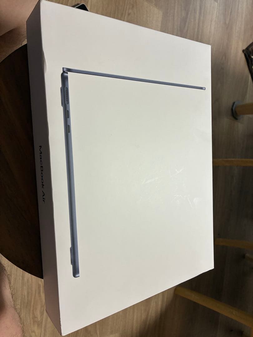 MacBook本体 MacBook Air M2 MLY33J/A 8GB 256GB